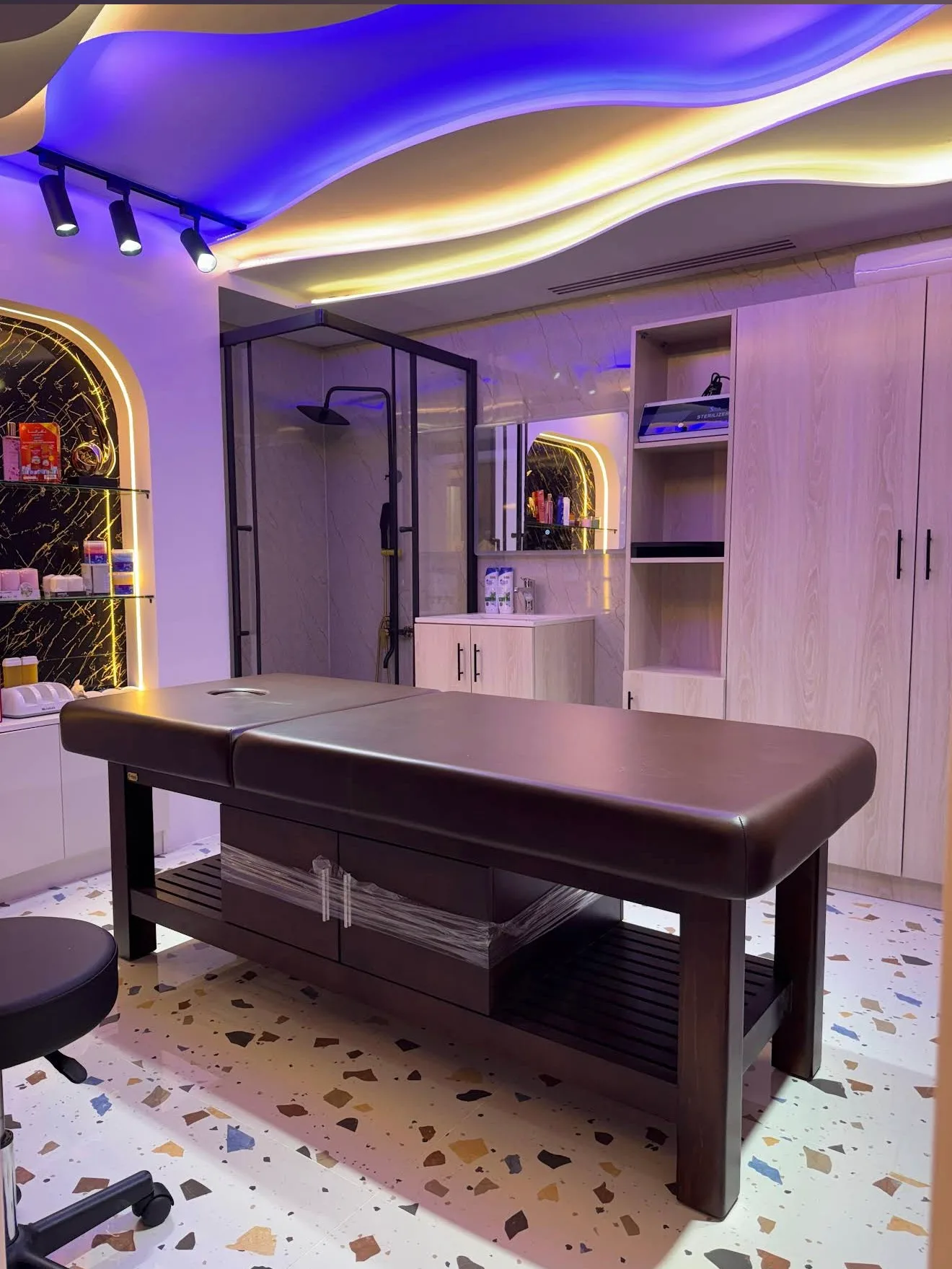 Inside Kanaan Baniyas Spa
