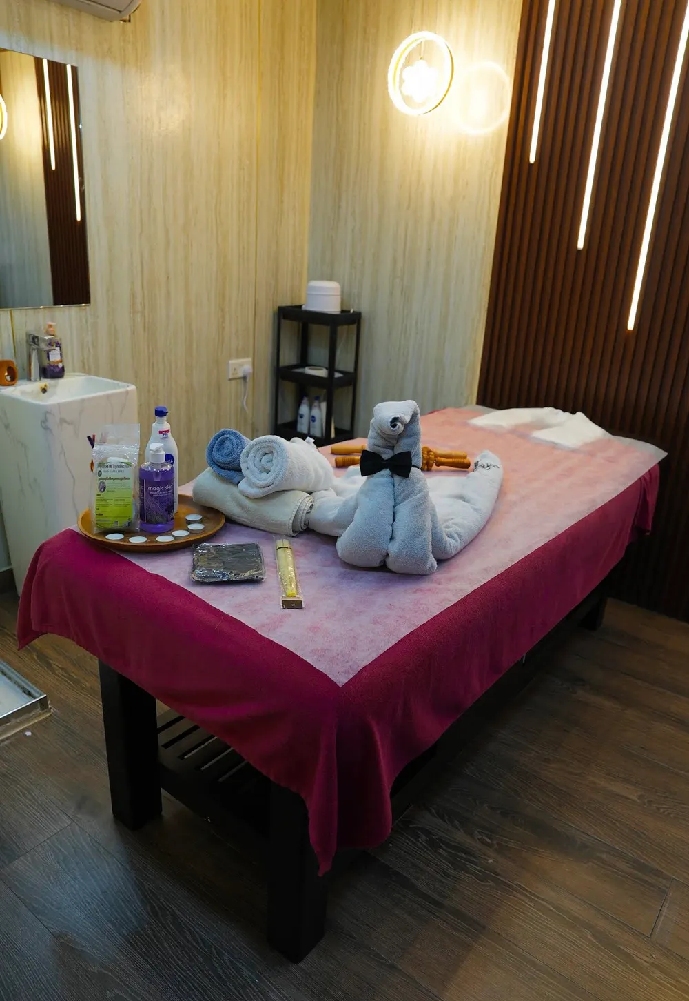 Kanaan New Shahamah interior 5